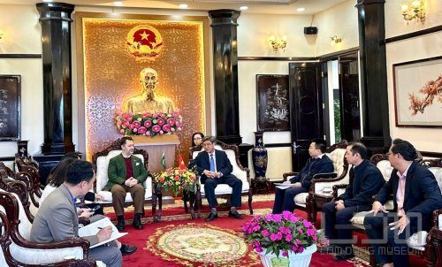 Đại sứ Đặc mệnh Toàn quyền Cộng hòa Hồi giáo Pakistan tại Việt Nam tham quan Bảo tàng tỉnh Lâm Đồng