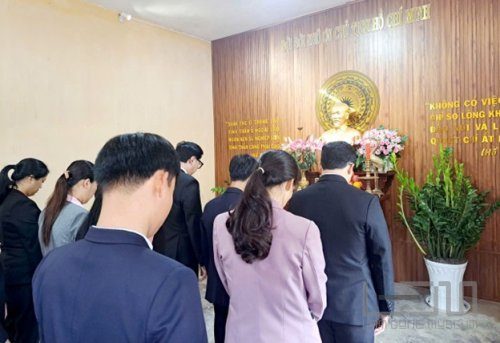 Lễ dâng hương tưởng niệm Chủ tịch Hồ Chí Minh và các Anh hùng liệt sĩ nhân kỷ niệm Ngày Thương binh - Liệt sĩ