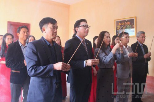 Tổ chức khánh thành Phòng tưởng niệm Chủ tịch Hồ Chí Minh và lễ dâng hương Bác Hồ kính yêu tại Di tích quốc gia Nhà lao thiếu nhi Đà Lạt