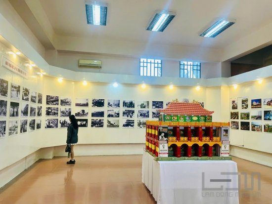 Triển lãm chuyên đề “Đảng Cộng sản Việt Nam - Sáng mãi niềm tin”, chào mừng kỷ niệm 95 năm Ngày thành lập Đảng Cộng sản Việt Nam (03/02/1930 - 03/02/2025)