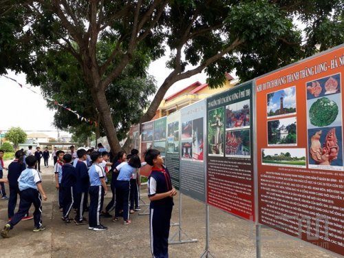 Đưa di sản văn hóa Việt Nam đến với trường học