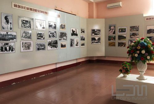 Triển lãm Mừng Đảng - mừng xuân Đinh Dậu 2017