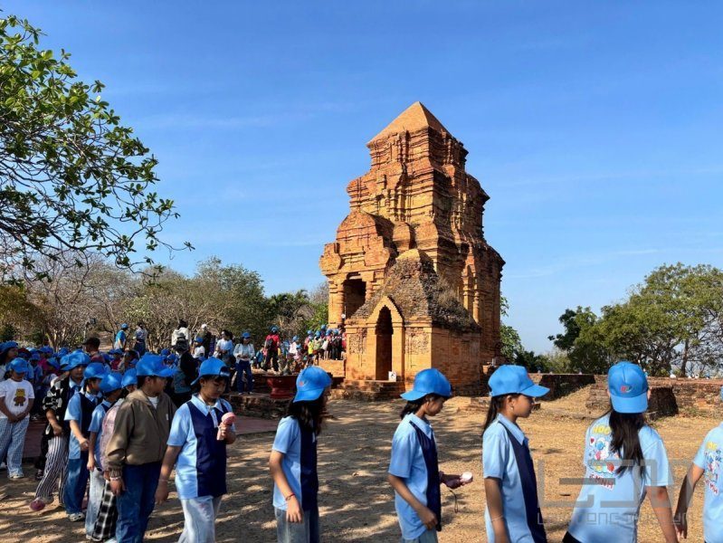 Tháng 3 - tháng của những chuyến học tập và trải nghiệm di sản văn hóa địa phương