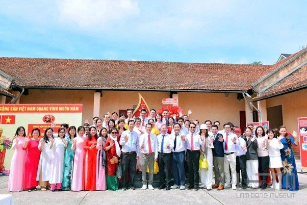 Lễ kết nạp đảng viên tại địa chỉ đỏ Nhà lao thiếu nhi Đà Lạt