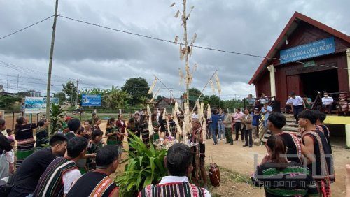Tăm Blang M’prang Bon (lễ cúng rào bon trồng cây) - lễ hội sum họp cộng đồng lớn nhất của người M’Nông