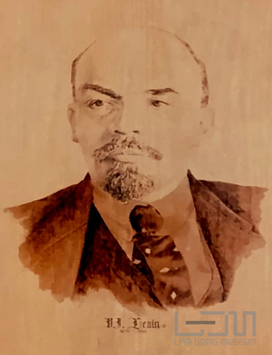 Kỷ niệm 154 năm Ngày sinh V.I.Lênin (22/4/1870 - 22/4/2024): Chân dung lãnh tụ V.I. Lênin ở Bảo tàng Lâm Đồng