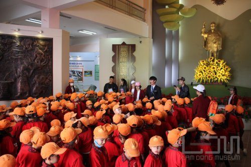 Đổi mới công tác trưng bày, tuyên truyền từ cơ sở lý luận và thực tiễn hoạt động của Bảo tàng Lâm Đồng