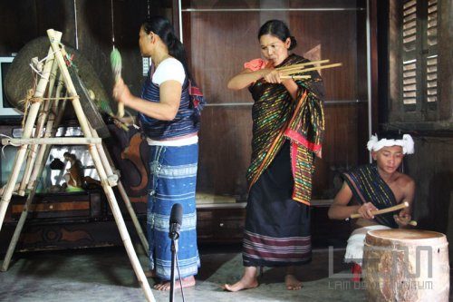 Vài nét về nhạc cụ truyền thống trong đời sống văn hoá tinh thần người Chu ru